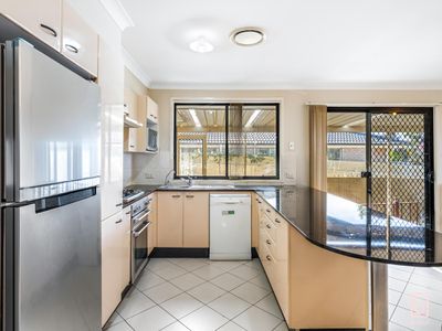 32 Greenhaven Circuit, Woongarrah