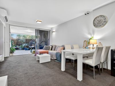 2 / 8 Jeays Street, Bowen Hills