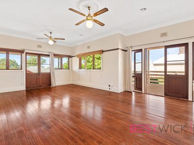 200 Bentinck Street, Bathurst