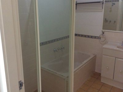 2 / 96 Glider Avenue, Blackbutt