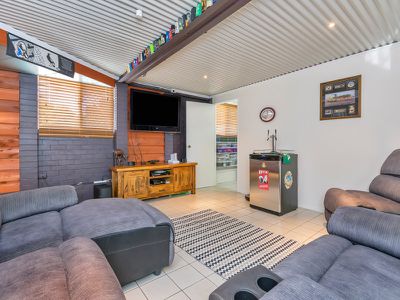 1 Creston Street, Raceview