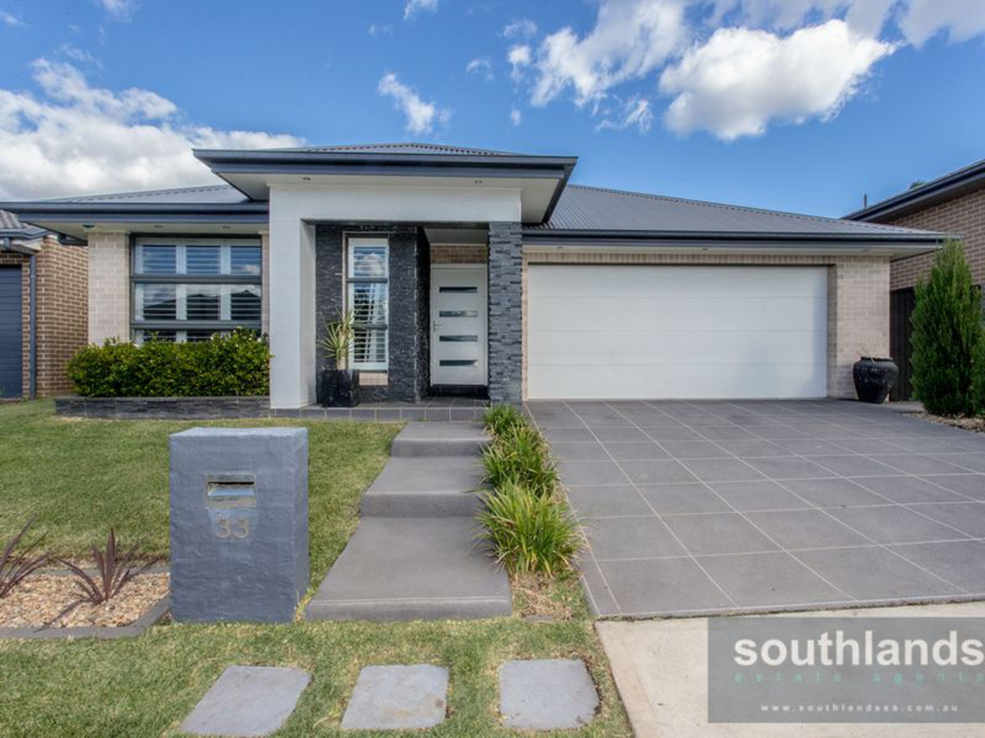33 Sandstock Crescent, Jordan Springs, JORDAN SPRINGS