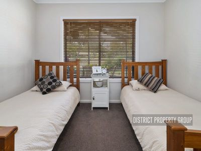 2 / 85 Cambridge Drive, Mansfield