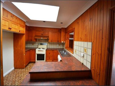 1 / 93 The Boulevarde, Oak Flats