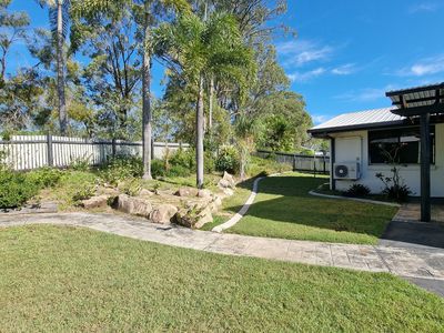 10  Bangalow Close, Clinton
