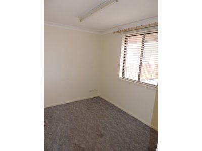 2 Esk Close, Craigie