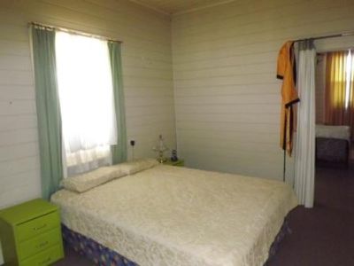 73 Tenterfield st, Deepwater