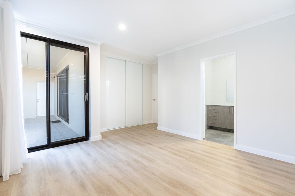 1 / 116 Gloucester Ave, Shoalwater
