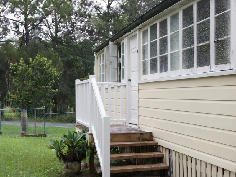 1 Sahara Road, Glass House Mountains