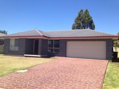 11 Penlee Road, Tamworth