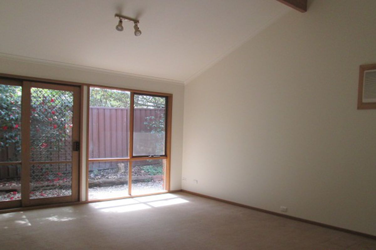 2 / 104 Highett Street, Mansfield