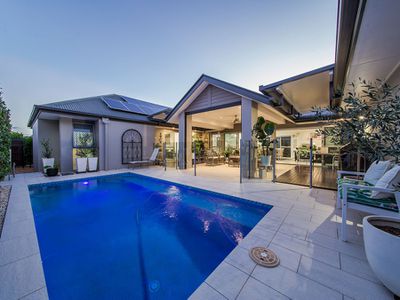 13 Margaret Crescent, Wakerley