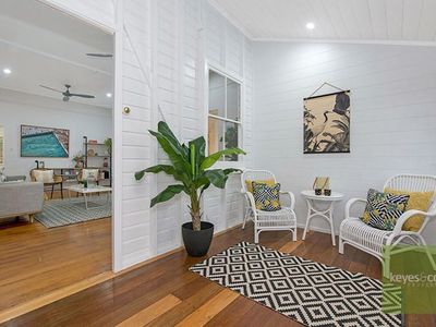 104 Stagpole Street, West End