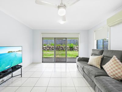 26 Cirrus Way, Coomera