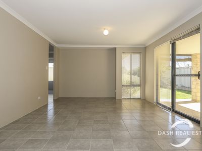 28 Watkins Loop, Tapping