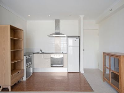 102 / 996 Hay Street, Perth
