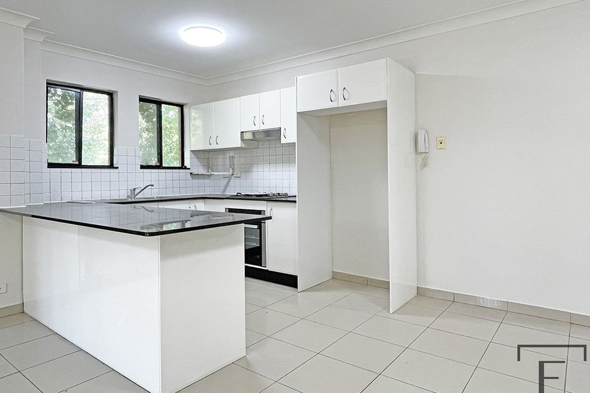 8 / 123 Arthur Street, Homebush West