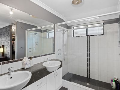 27 Wimbridge Road, Wattle Grove