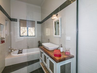 697 She Oak Road, Judbury