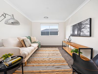 143 Greystones Drive, Chisholm