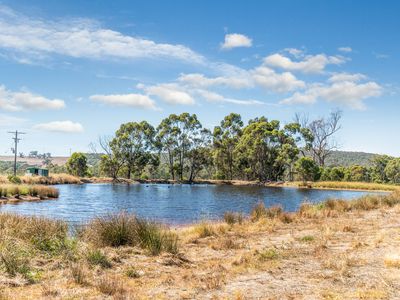 1081 Schoolhouse Lane, Heathcote