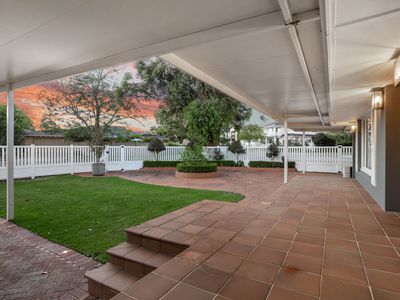 2 Fletcher Street, Applecross