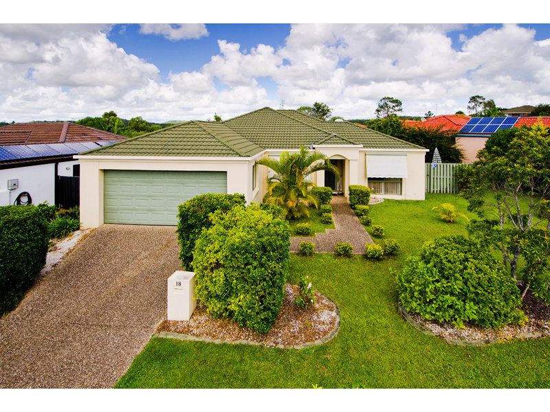 18 Howland Cct, Pacific Pines