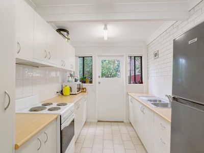 8 / 22 Beverley Avenue, Rochedale South