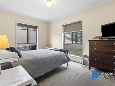 4B Alfreda Place, Golden Square