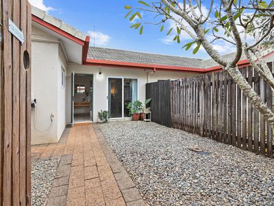 6 / 7a Grantala Street, Manoora