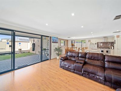 14 Parkview Drive, Southern River