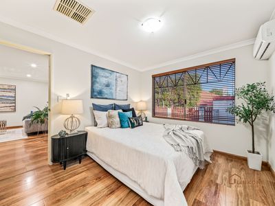 2 / 94 Hobbs Avenue, Como