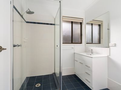 1 / 3 FORDE COURT, Wodonga