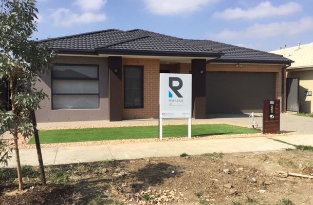 27 Admiration Drive, Craigieburn