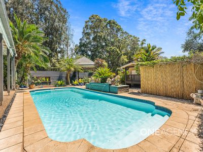 30 Prince Edward Drive, Dapto