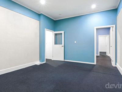 33A Elizabeth, Hobart