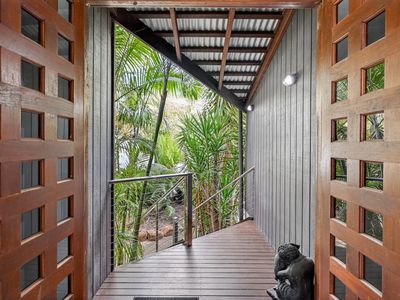 86 Gloucester Avenue, Hideaway Bay