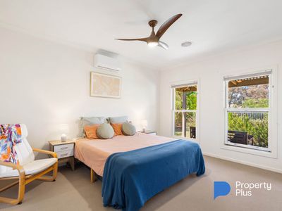 2B Warren Street, Harcourt