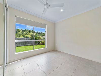 6a and 6b Leichardt Place, Cannonvale