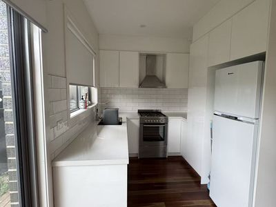 6 / 118 Second Avenue, Altona North