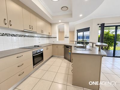 5 Bayley Court, Urraween