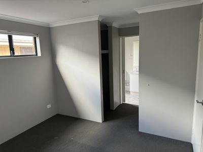 6 Lutea Loop  , Hilbert