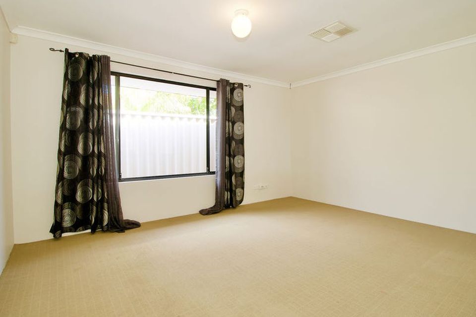 12 Mayflower Close , Port Kennedy