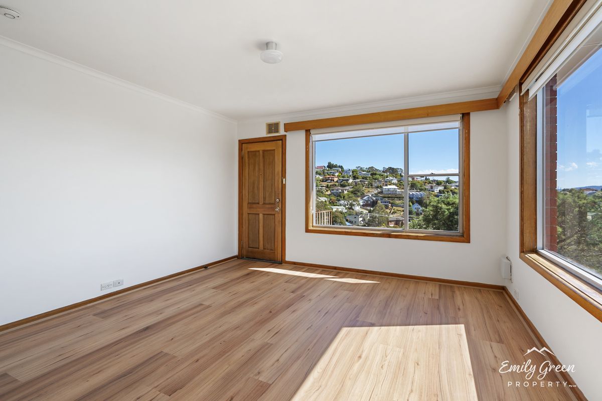 1 / 6 Hillside Crescent, West Hobart
