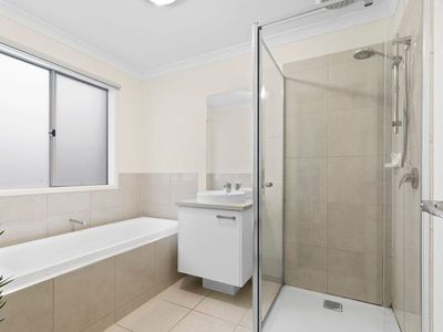 4 Moretti Court, Marshall