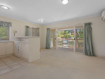 2 / 120 Carmody Road, St Lucia