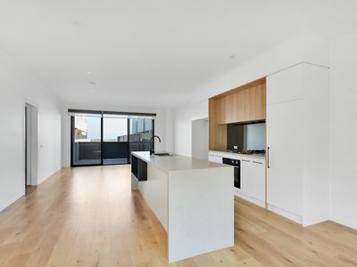 8 Wetland Drive, Williamstown