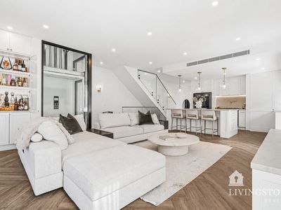 74 Naomi Street South, Winston Hills