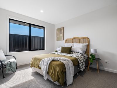 2 / 16 Connemara Close, Legana