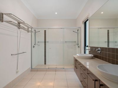 4-6 Muldoon Place, Ningi